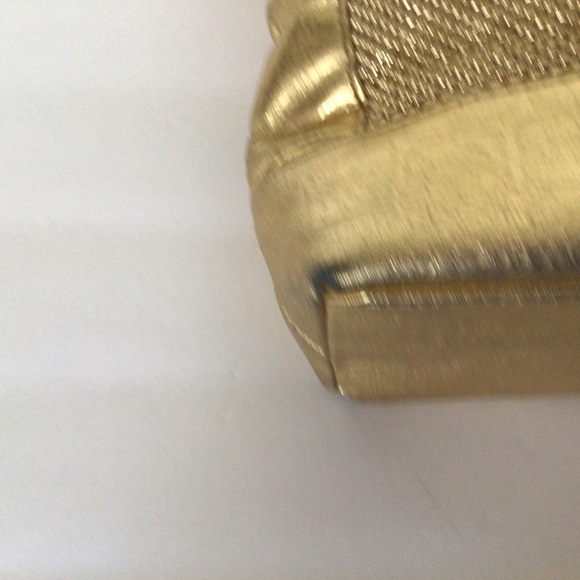 VINTAGE WHITING AND DAVIS GOLD LEATHER AND MESH BAG PURSE - Picture 7 of 16